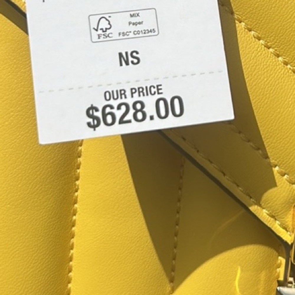 NWT $628 Michael Kors versatile chain shoulder bag - Yellow - Picture 2 of 11